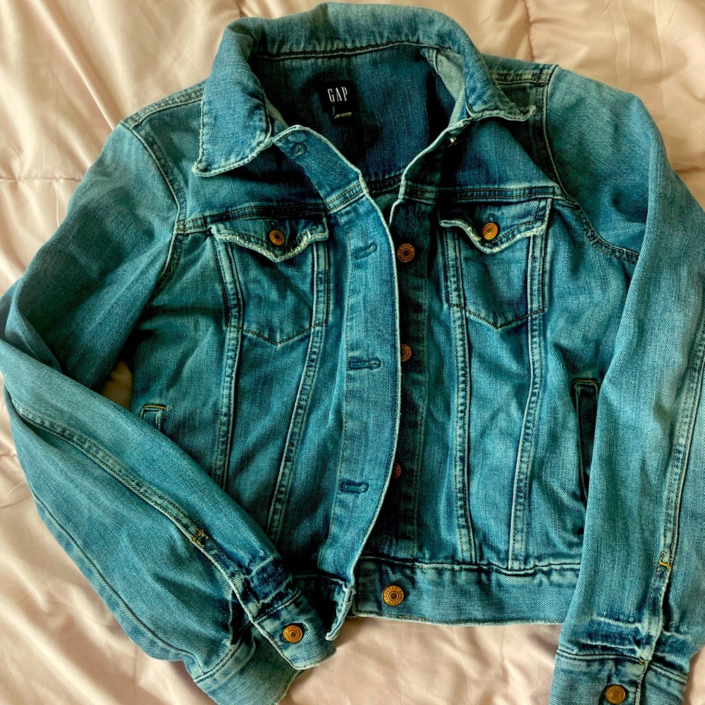 Gap Cropped Denim Jacket